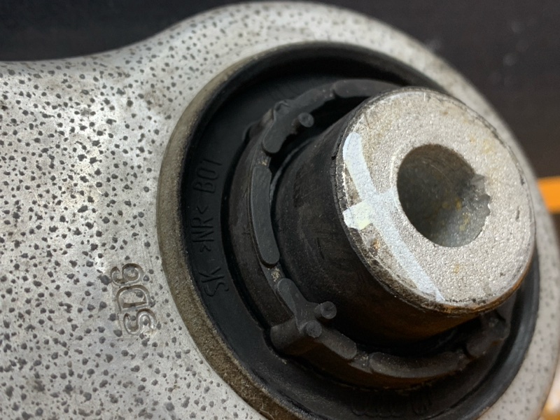 Рычаг подвески нижний, 1920 рублей, Красноярск