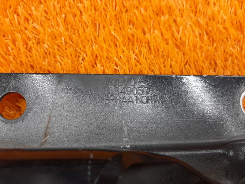 усилитель бампера, 3800 рублей, Красноярск