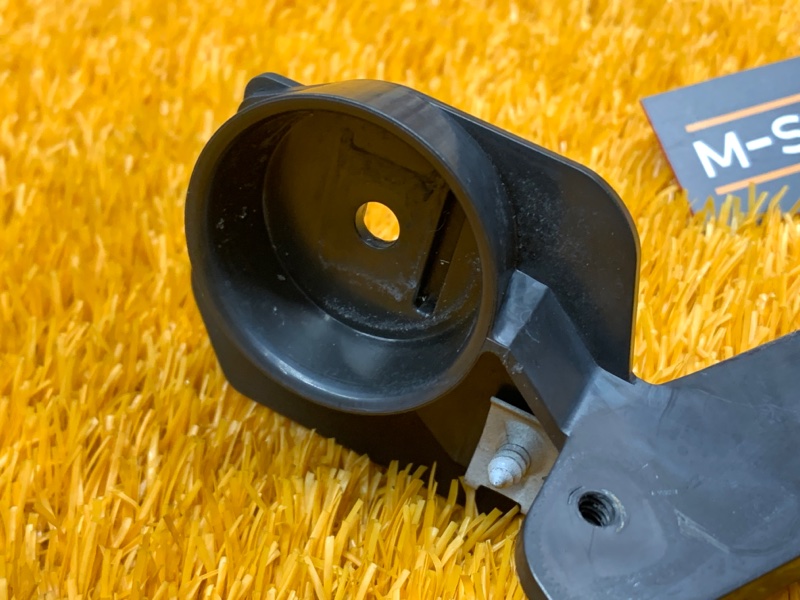 крепление бампера, 500 рублей, Красноярск