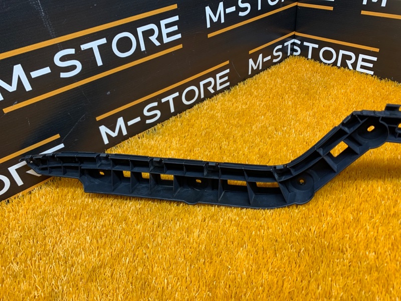 крепление бампера, 810 рублей, Красноярск