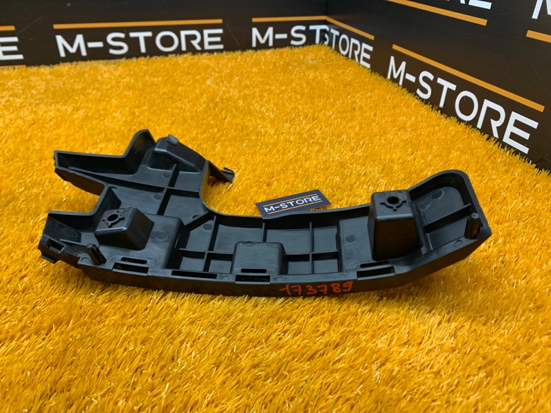 крепление бампера, 510 рублей, Красноярск