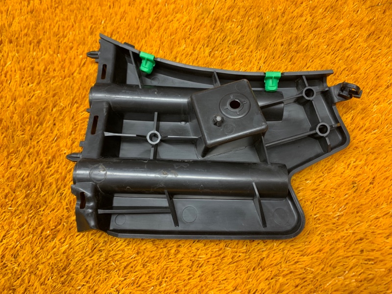 крепление бампера, 1060 рублей, Красноярск