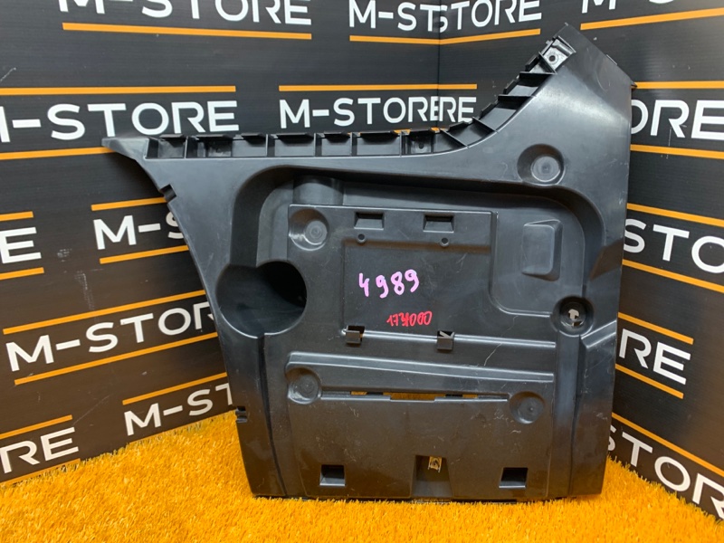 крепление бампера, 900 рублей, Красноярск