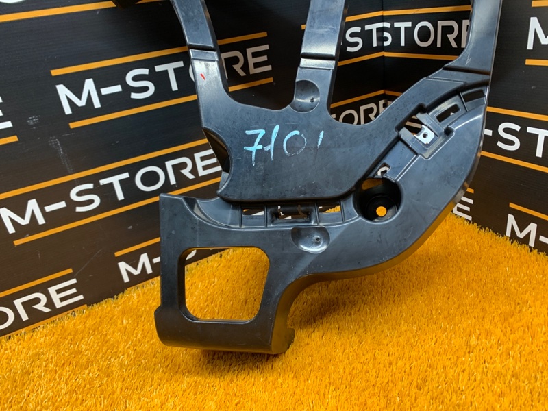 крепление бампера, 1500 рублей, Красноярск