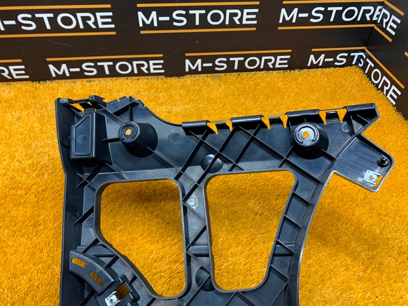 крепление бампера, 1500 рублей, Красноярск