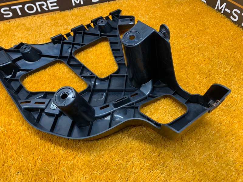 крепление бампера, 1500 рублей, Красноярск