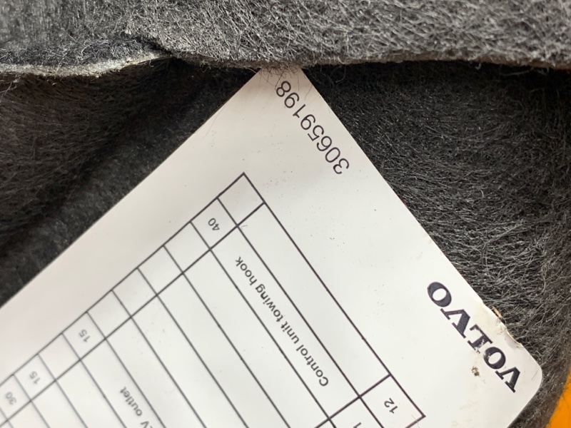 обшивка багажника, 910 рублей, Красноярск