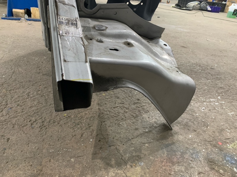 лонжерон, 3800 рублей, Красноярск