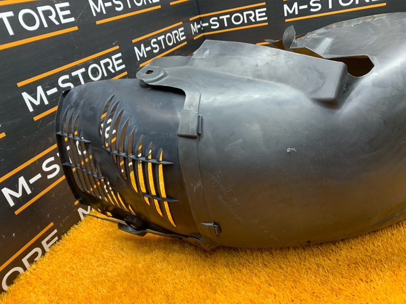 подкрылок, 700 рублей, Красноярск