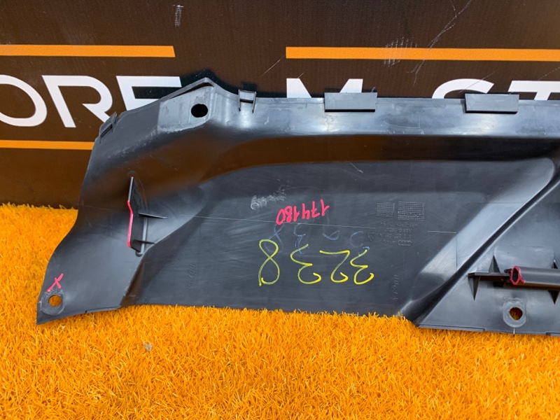 Накладка замка капота, 400 рублей, Красноярск