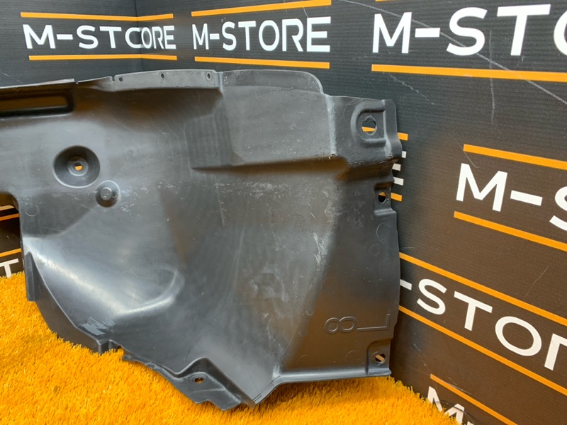 подкрылок, 500 рублей, Красноярск