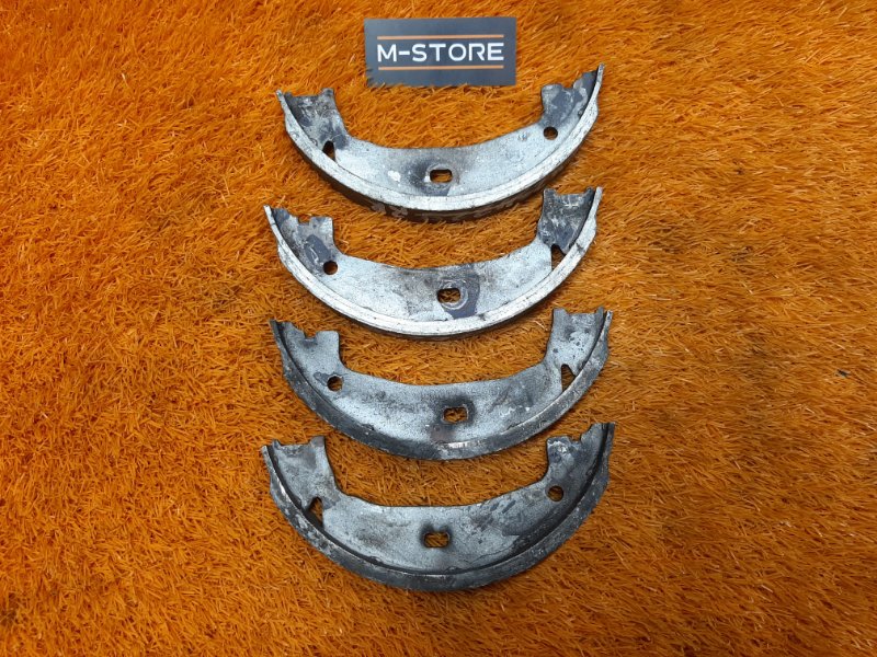 Колодки ручника, 1000 рублей, Красноярск