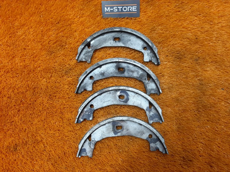 Колодки ручника, 1000 рублей, Красноярск