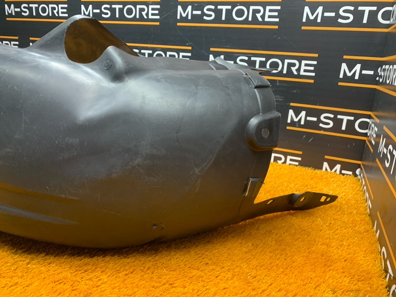 подкрылок, 500 рублей, Красноярск