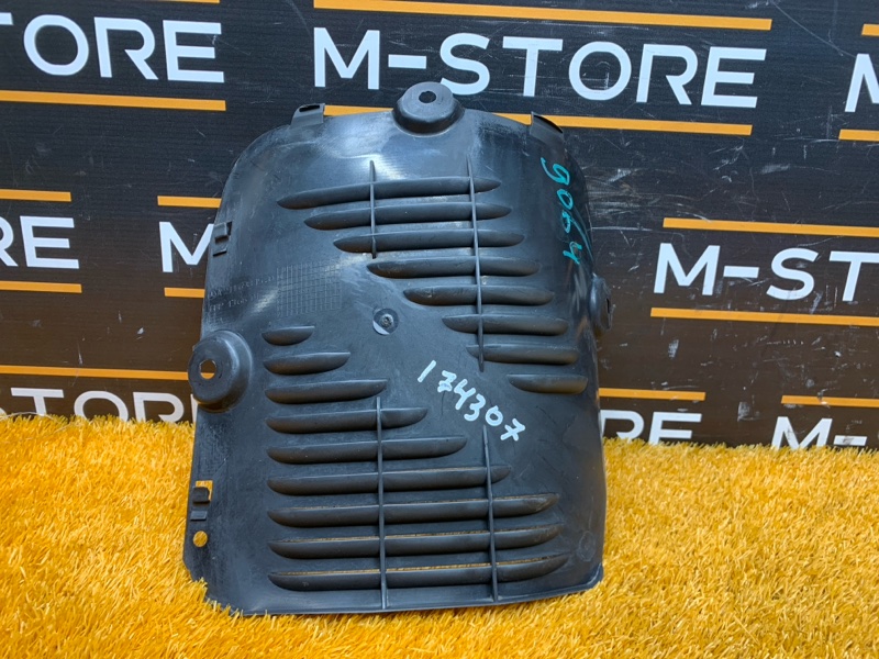 подкрылок, 300 рублей, Красноярск