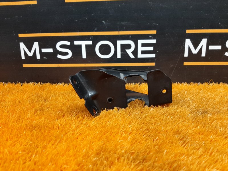 Кронштейн замка капота, 590 рублей, Красноярск