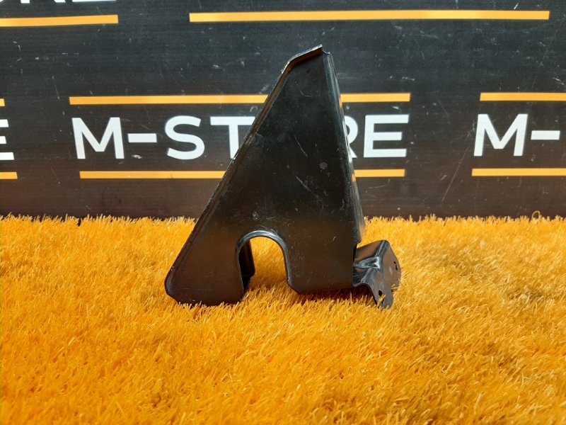 Кронштейн замка капота, 590 рублей, Красноярск