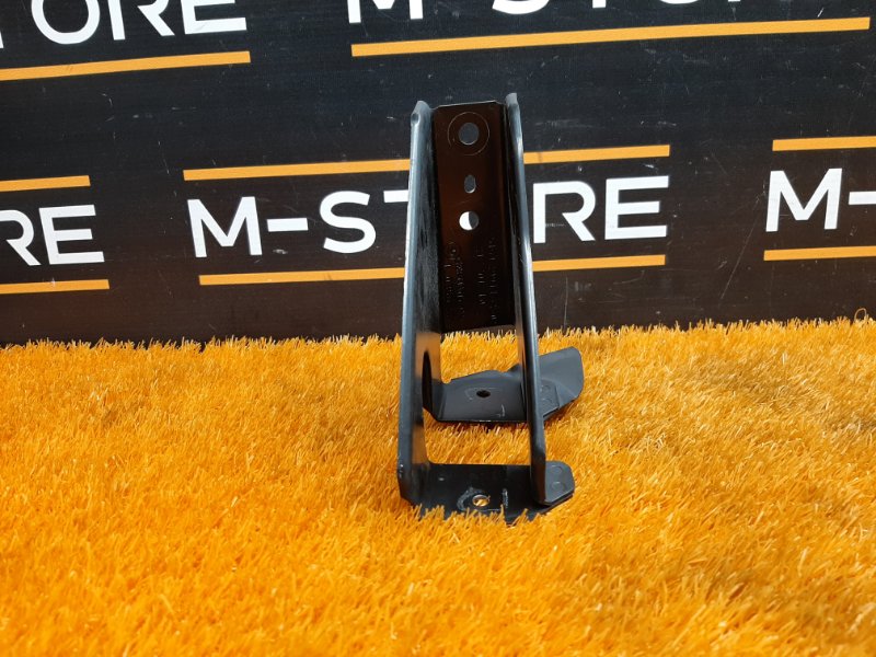 Кронштейн замка капота, 590 рублей, Красноярск