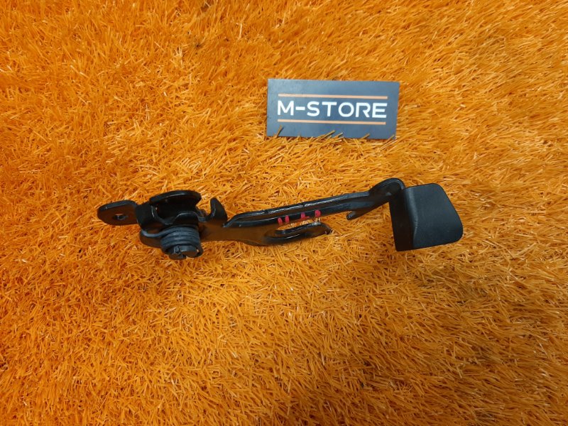 замок капота, 670 рублей, Красноярск