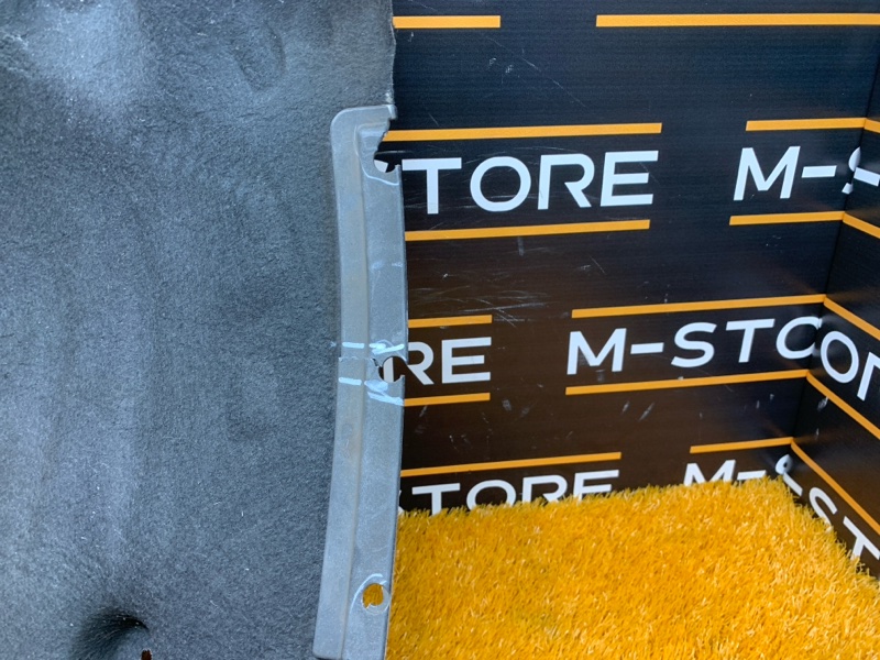 подкрылок, 1000 рублей, Красноярск