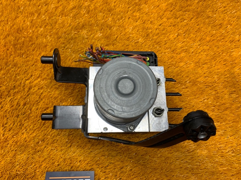 Блок ABS, 2000 рублей, Красноярск