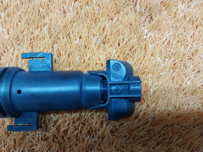 Форсунка омывателя фары, 1000 рублей, Красноярск