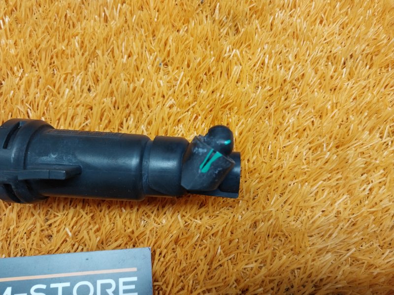 Форсунка омывателя фары, 1000 рублей, Красноярск