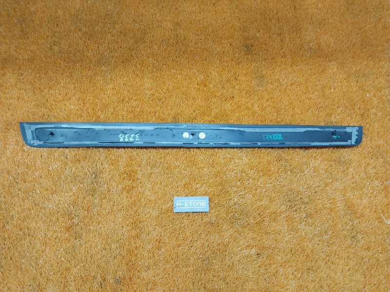 Накладка на порог салона, 600 рублей, Красноярск