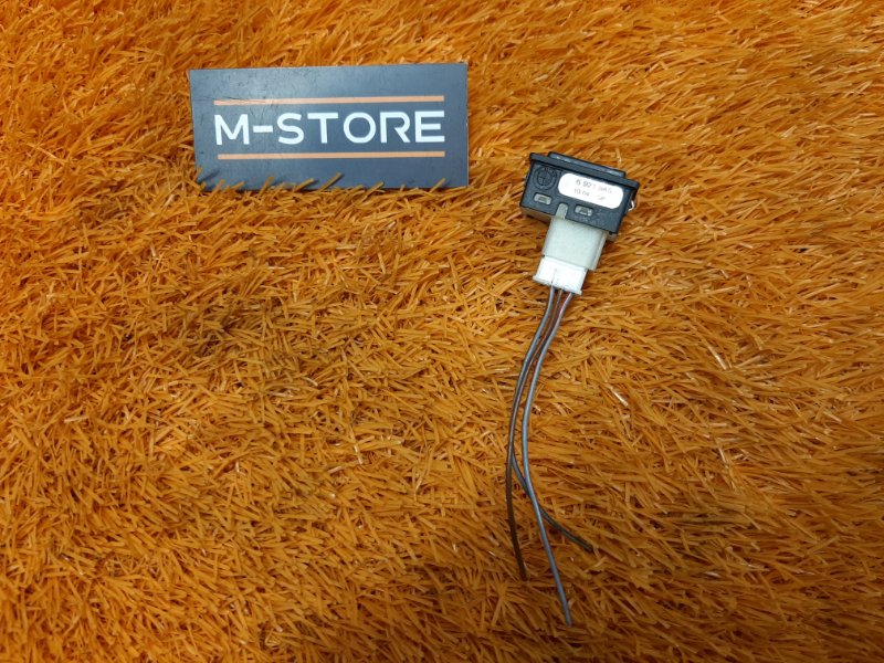 Кнопка открывания багажника, 500 рублей, Красноярск