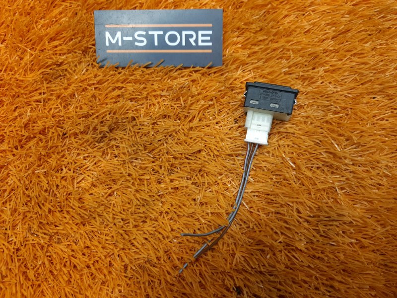 Кнопка открывания багажника, 500 рублей, Красноярск