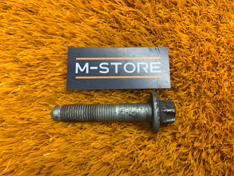 болт подвески, 50 рублей, Красноярск