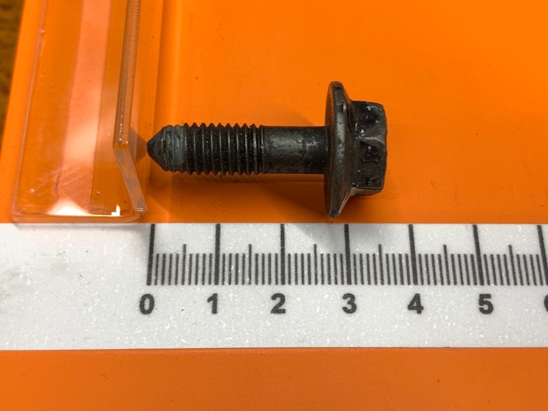 болт подвески, 30 рублей, Красноярск