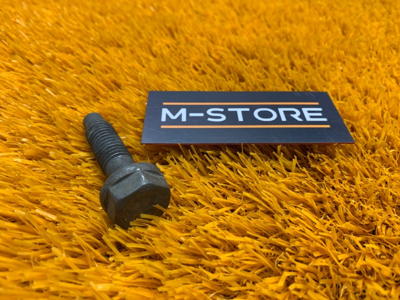 болт подвески, 50 рублей, Красноярск