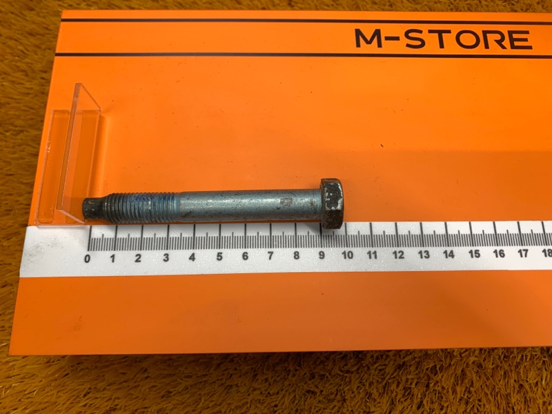 болт подвески, 100 рублей, Красноярск