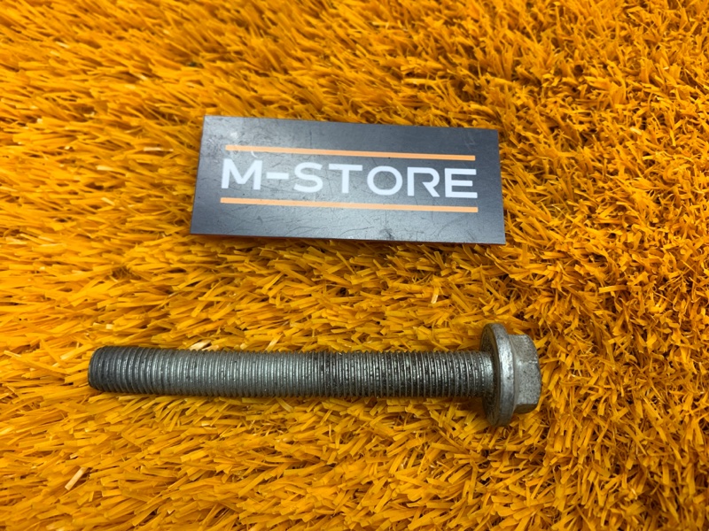 болт подвески, 50 рублей, Красноярск