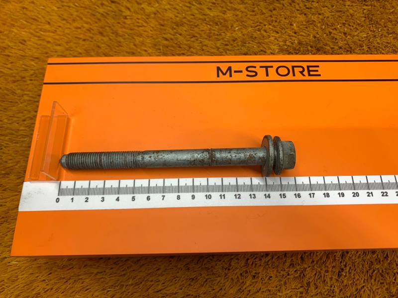 болт подвески, 100 рублей, Красноярск