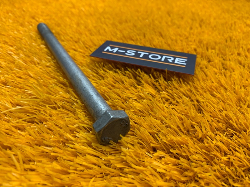 болт подвески, 50 рублей, Красноярск