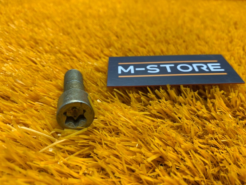 болт подвески, 50 рублей, Красноярск