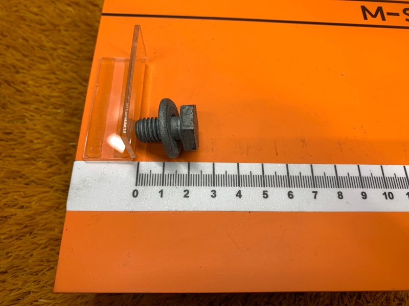 болт гидротрансформатора, 50 рублей, Красноярск