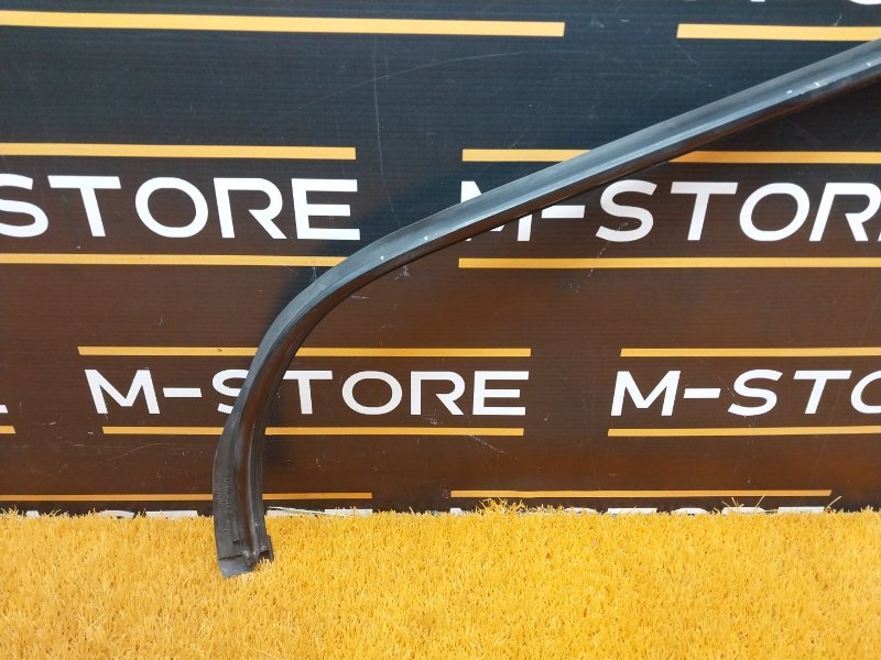 Молдинг заднего стекла, 480 рублей, Красноярск