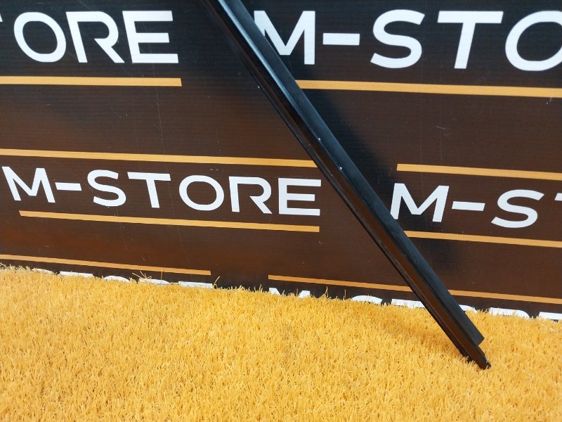 Молдинг заднего стекла, 670 рублей, Красноярск