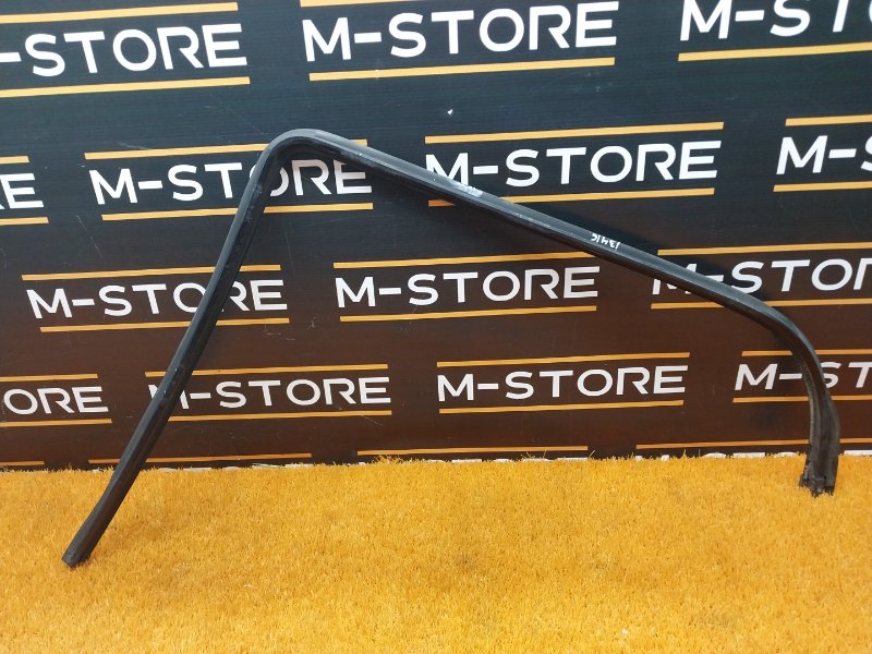 Молдинг заднего стекла, 480 рублей, Красноярск