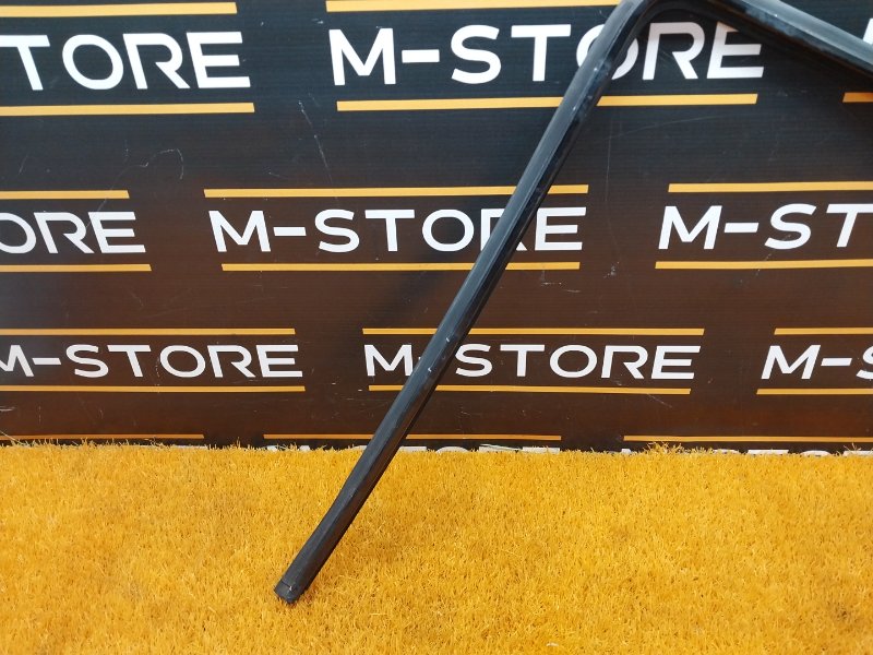 Молдинг заднего стекла, 480 рублей, Красноярск