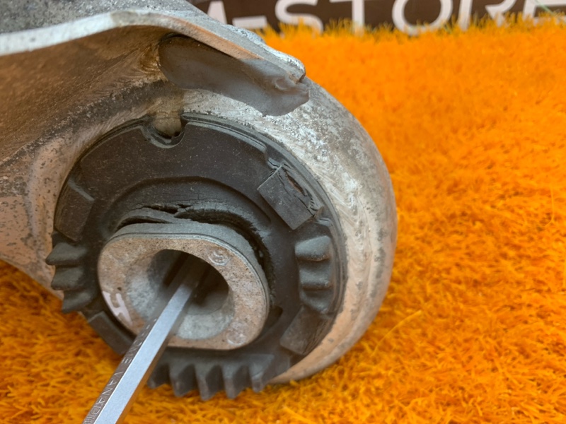 Балка поперечная (подрамник), 1690 рублей, Красноярск