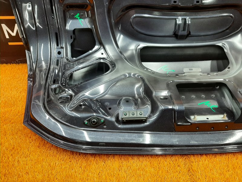 крышка багажника, 2500 рублей, Красноярск