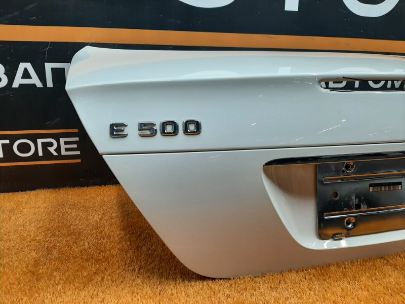 крышка багажника, 2000 рублей, Красноярск