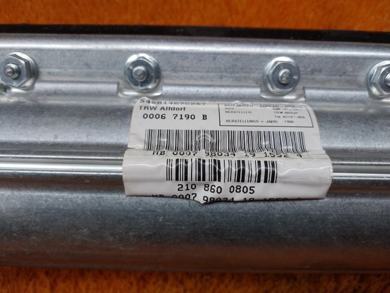 Подушка безопасности пассажирская, 630 рублей, Красноярск