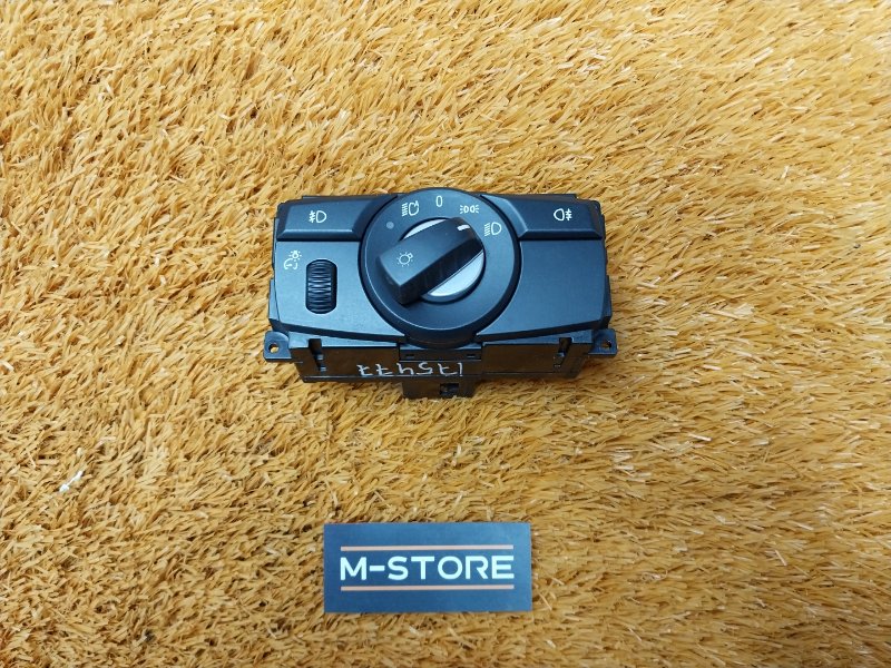 Переключатель света фар, 1000 рублей, Красноярск