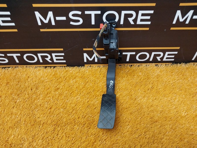 педаль газа, 500 рублей, Красноярск