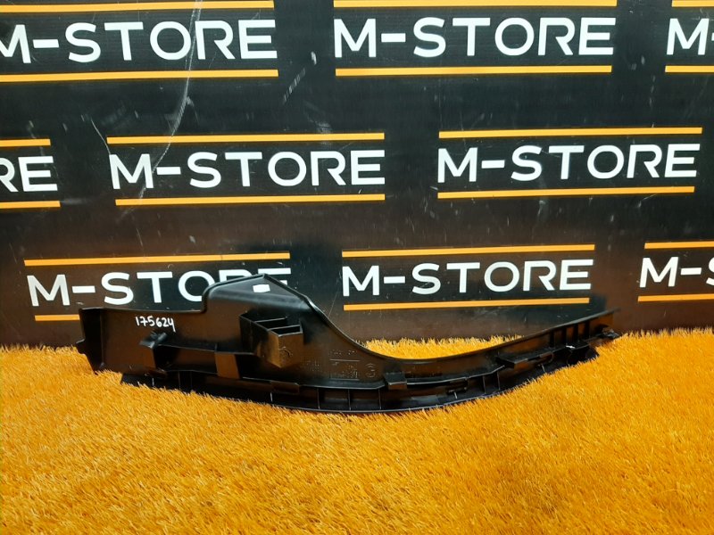 Накладка на порог салона, 270 рублей, Красноярск